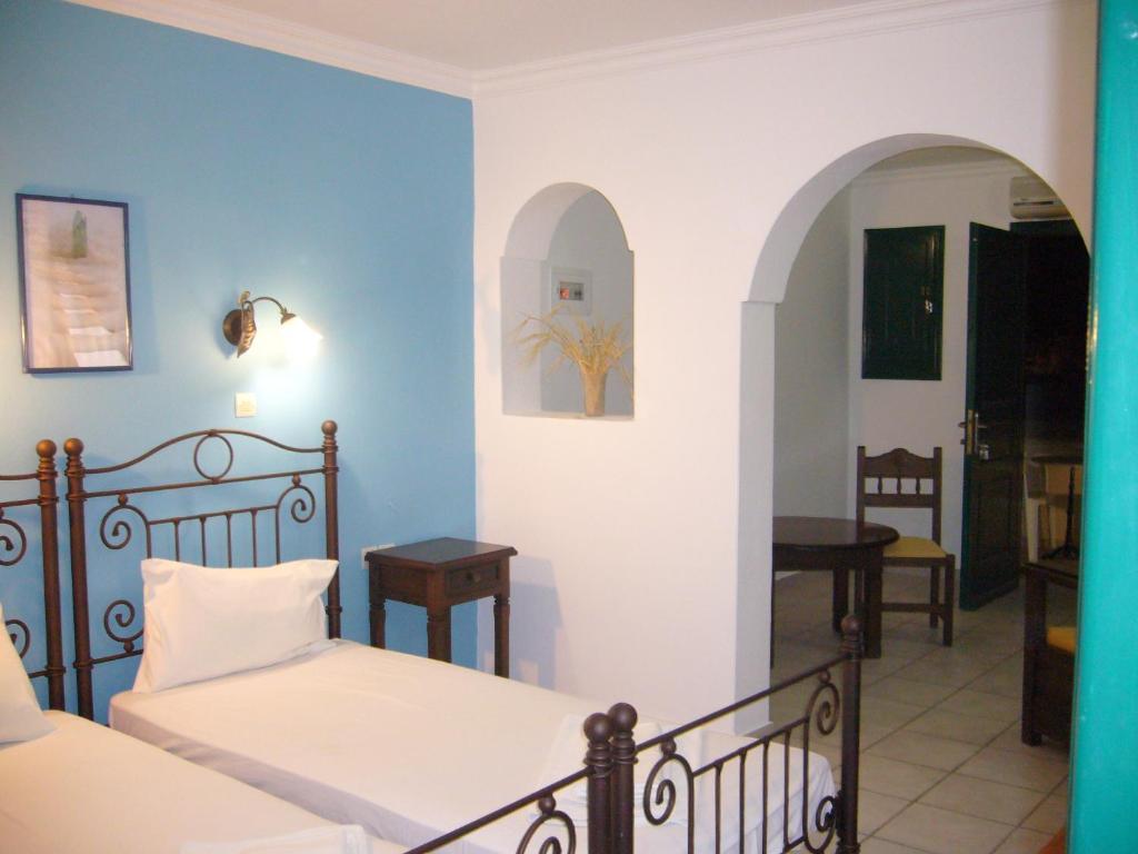 Aparthotel San Efrem Perissa  Pokoj fotografie