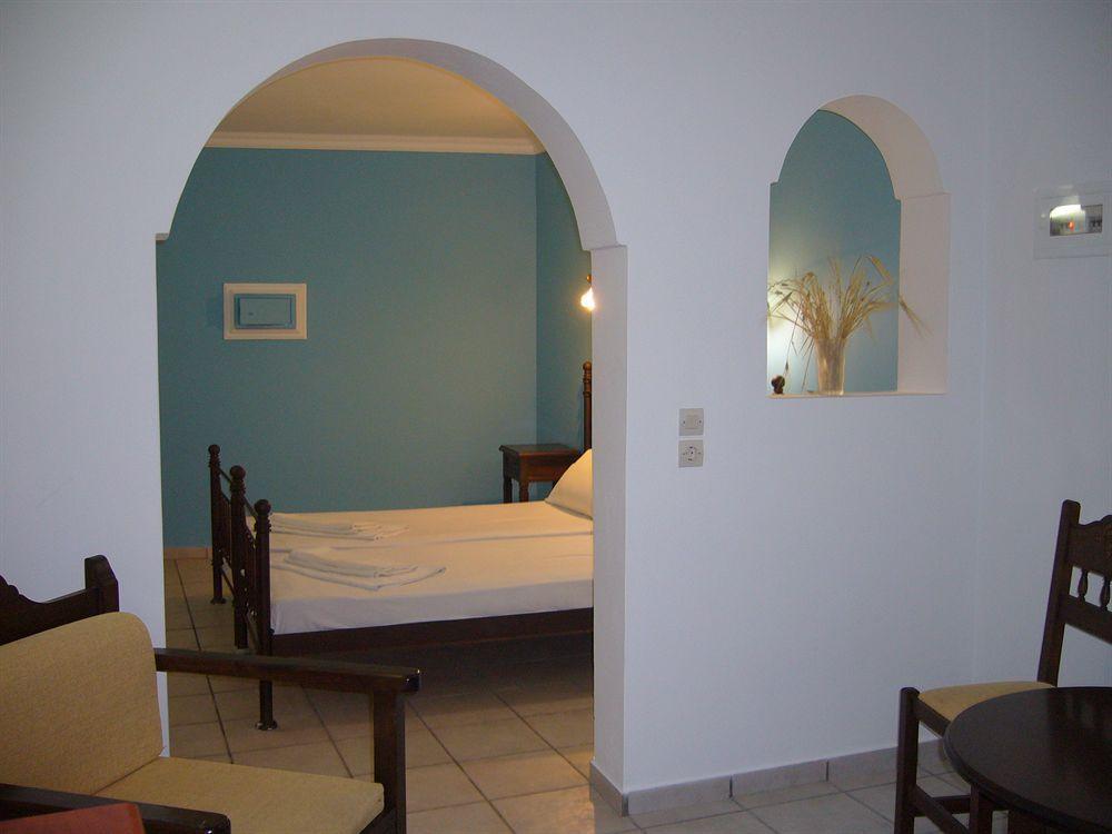 Aparthotel San Efrem Perissa  Exteriér fotografie